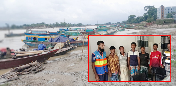 ছাতকে নৌপথে ৯&zwnj;টি বালু বোঝাই নৌকাসহ আটক ৭